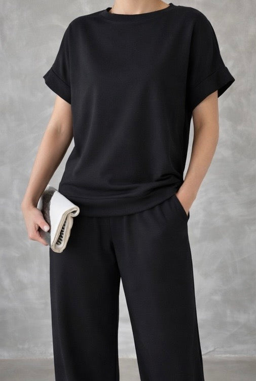 Relaxed Two-Piece Co-Ord Set – Black | Style 3659