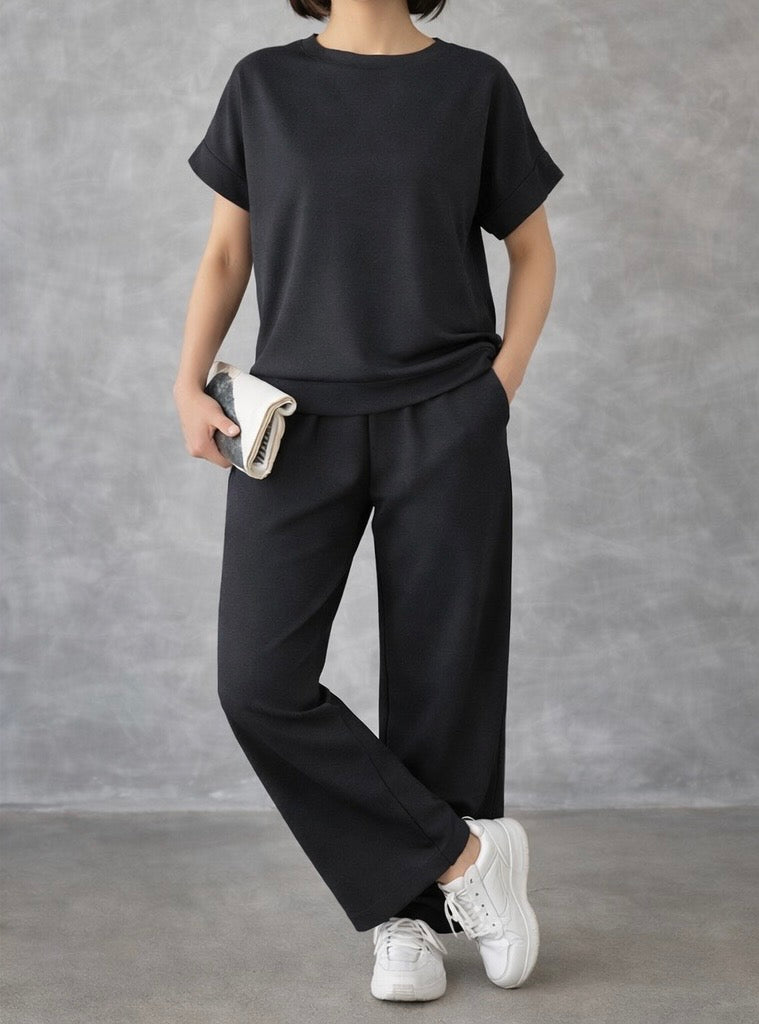 Relaxed Two-Piece Co-Ord Set – Black | Style 3659