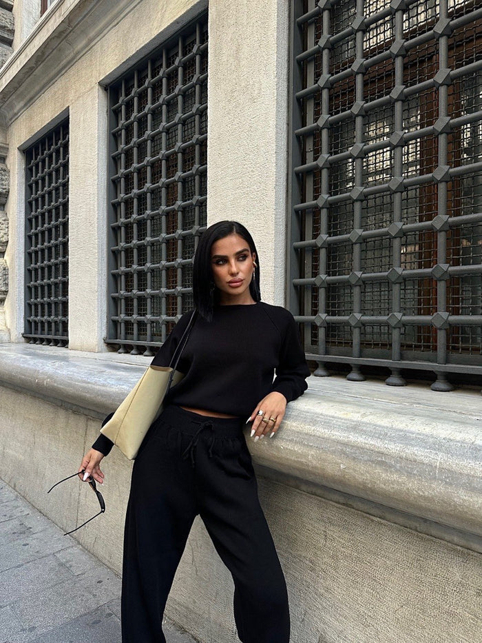 Amara Elegant Co-Ord Lounge Set - 2 Piece (Style 9945) Black