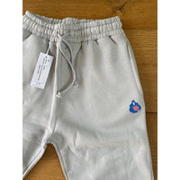 Womens pant Joggers 2 side Pockets 1 back pocket front logo print fleece