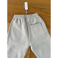 Womens pant Joggers 2 side Pockets 1 back pocket front logo print fleece