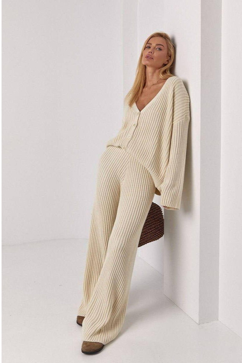 Style 4428 womens Chic & Chic ladies 2 pc knitted set cardigan/pant