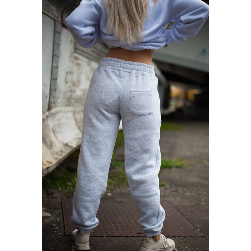 Womens pant Joggers 2 side Pockets 1 back pocket front logo print fleece
